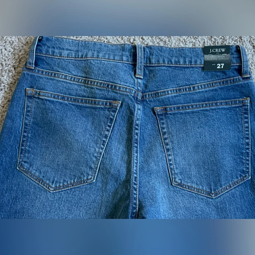 NWT J.Crew Mid Rise Flare Crop Jeans - Picture 6 of 11